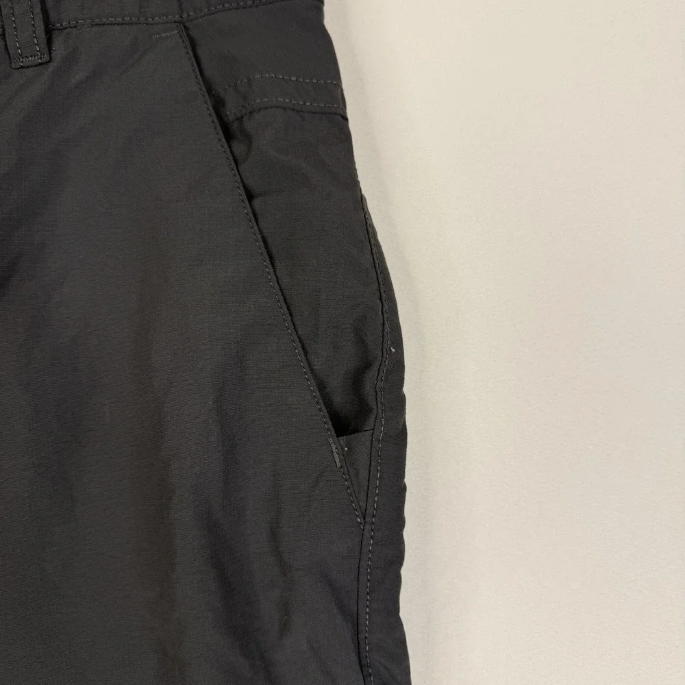 The North Face Men's Gray Cargo Shorts Size 32 Regular Fit Outdoor Hiking